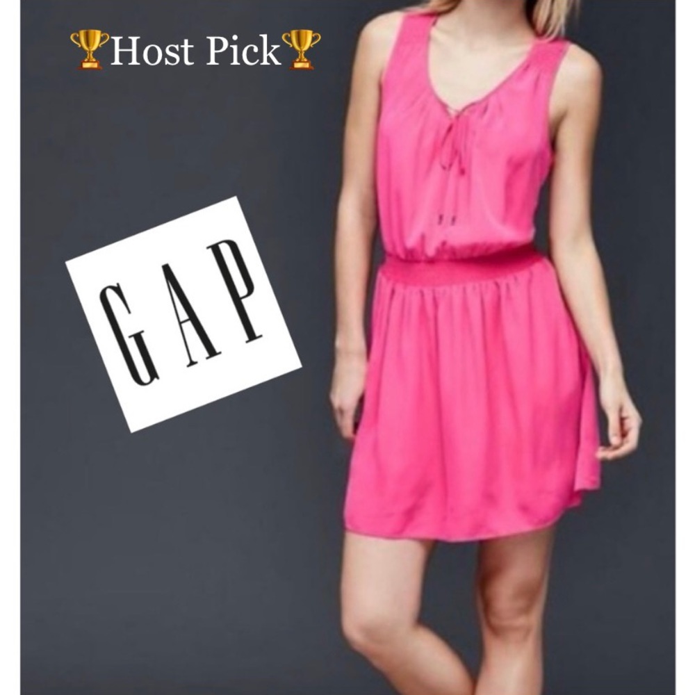⭐️Gap pink dress sleeveless new with tags